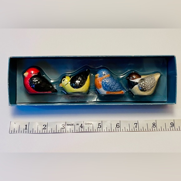 VTG Boston Warehouse Ceramic Birds Salt & Pepper Shakers - Picture 4 of 4